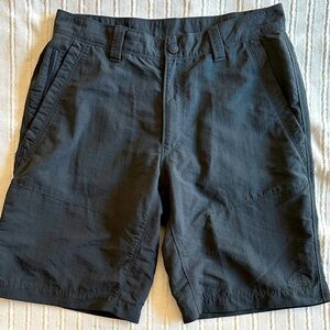 Men’s North Face nylon hiking shorts - 34